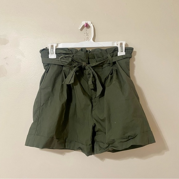 GREEN GALAXY BRALETTE AND PAPERBAG SHORTS main image 1